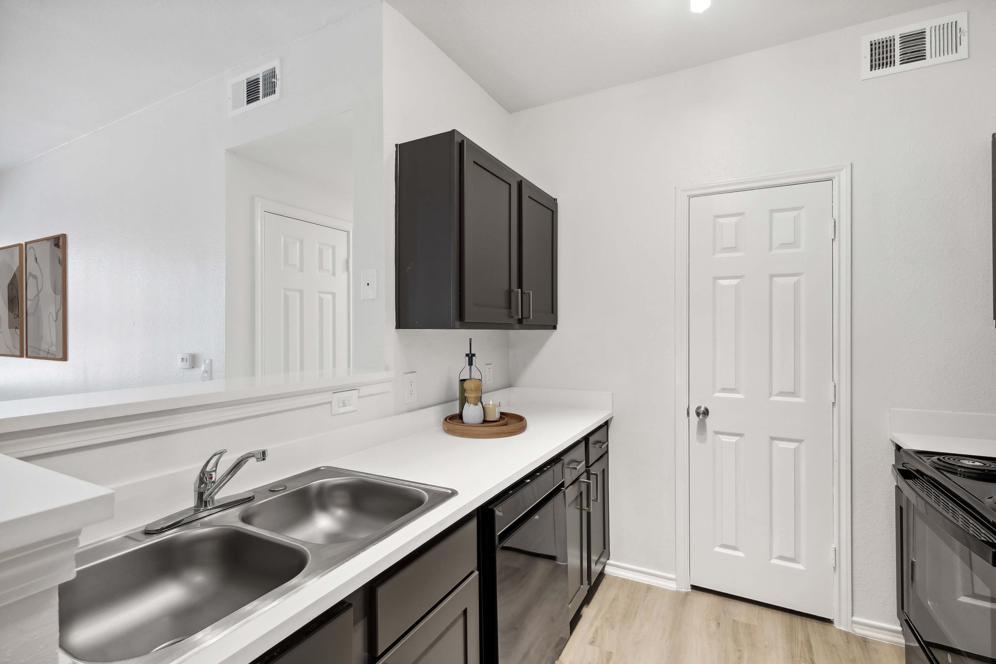 Kitchen at Bonito Parque Apartments in San Antonio TX